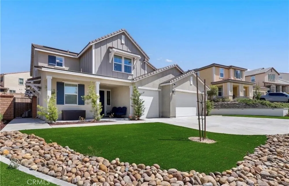 1905 Pienza Cir Corona, CA 92882