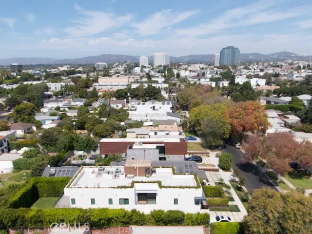 1643 S Carmelina Los Angeles, CA 90025