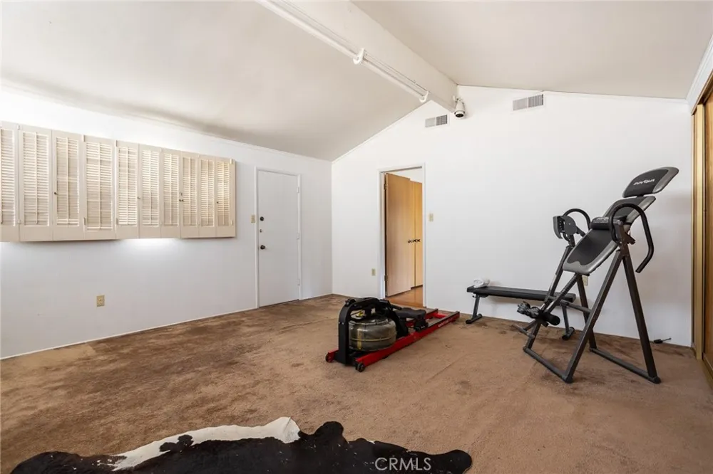 2020 Liliano Sierra Madre, CA 91024