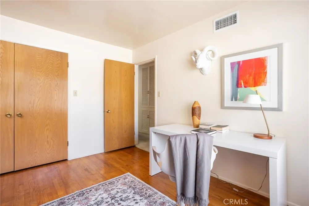 2020 Liliano Sierra Madre, CA 91024