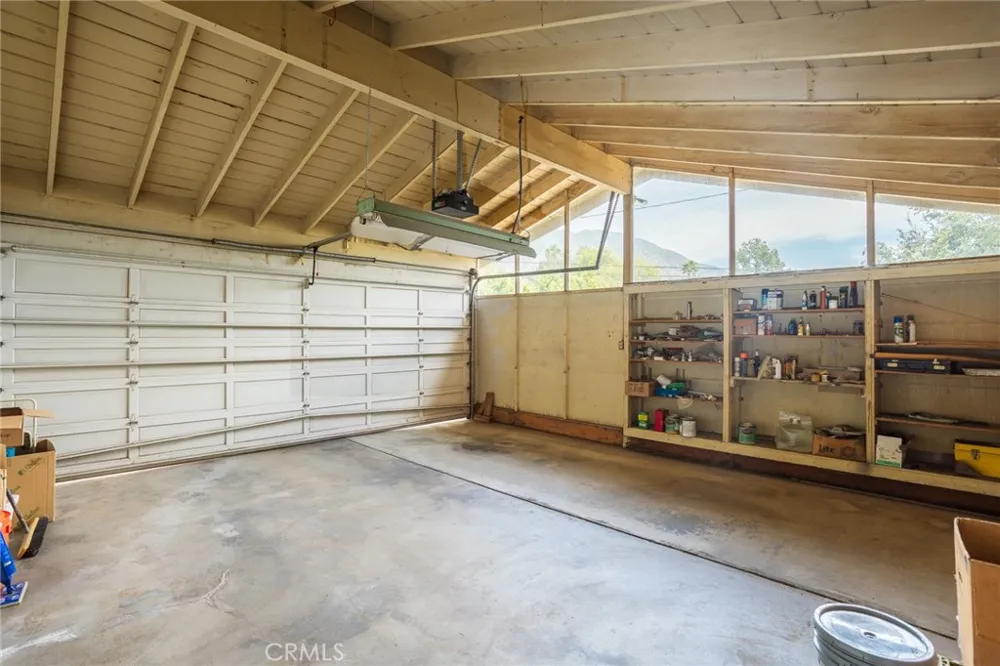 2020 Liliano Sierra Madre, CA 91024