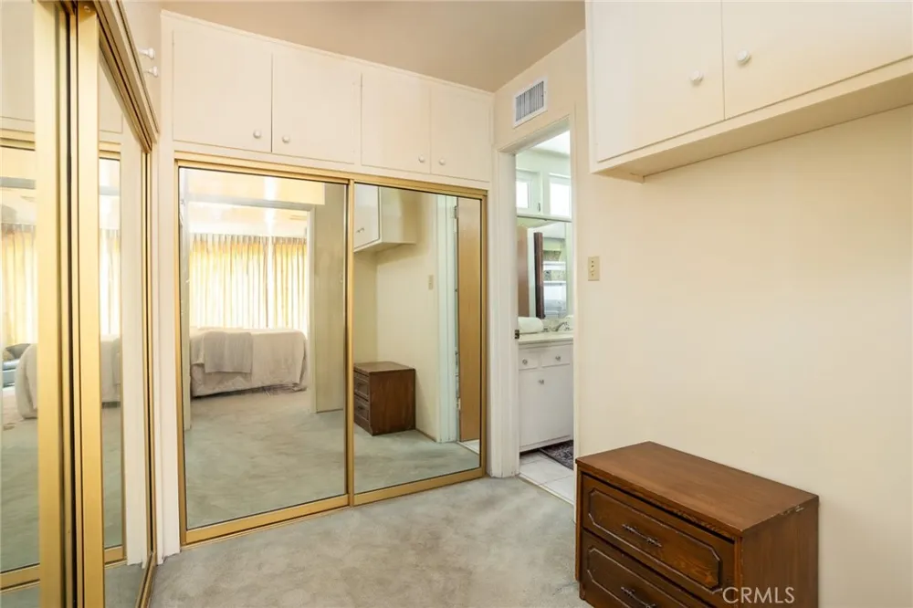 2020 Liliano Sierra Madre, CA 91024