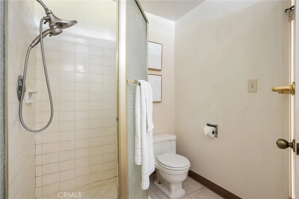 2020 Liliano Sierra Madre, CA 91024