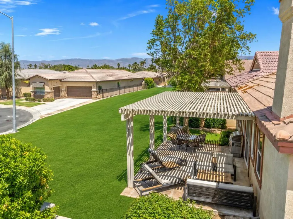 49599 Wayne Street Indio, CA 92201