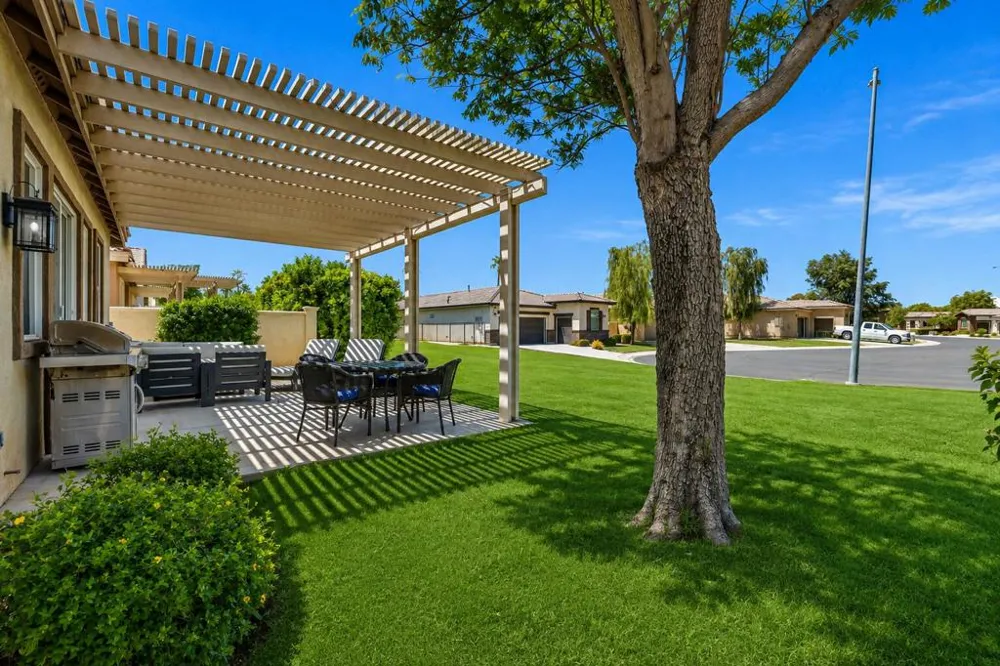 49599 Wayne Street Indio, CA 92201