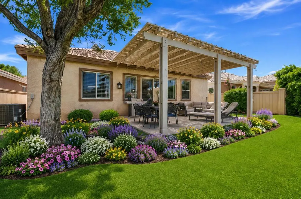49599 Wayne Street Indio, CA 92201