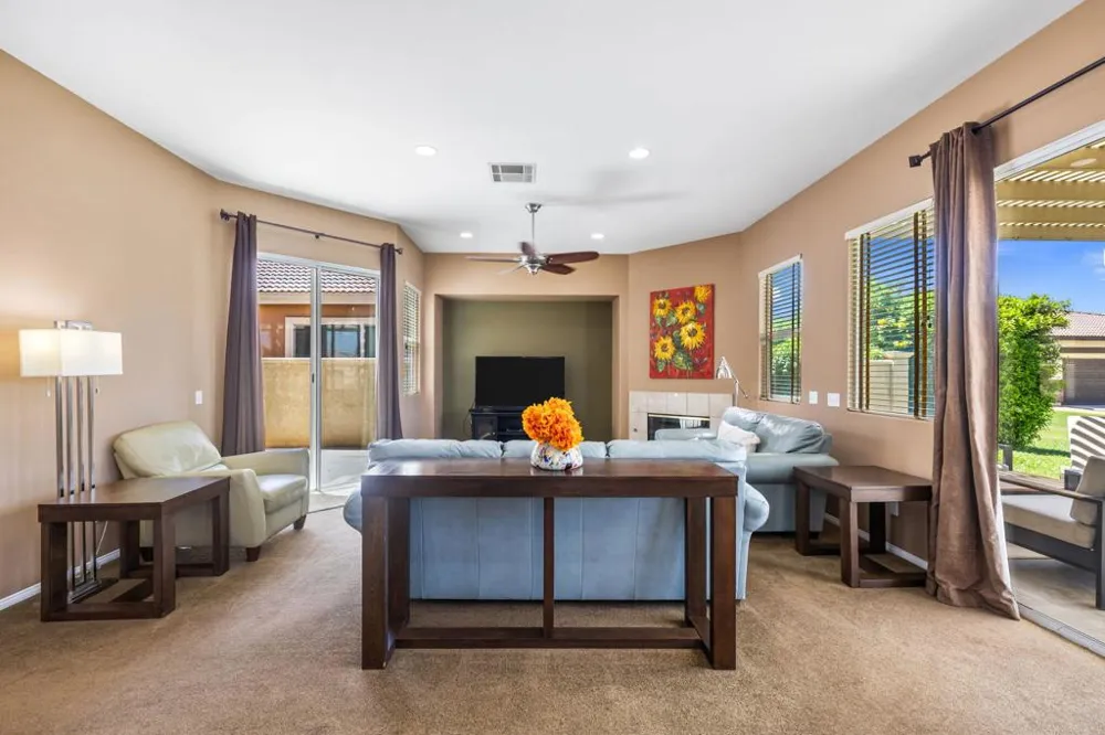 49599 Wayne Street Indio, CA 92201