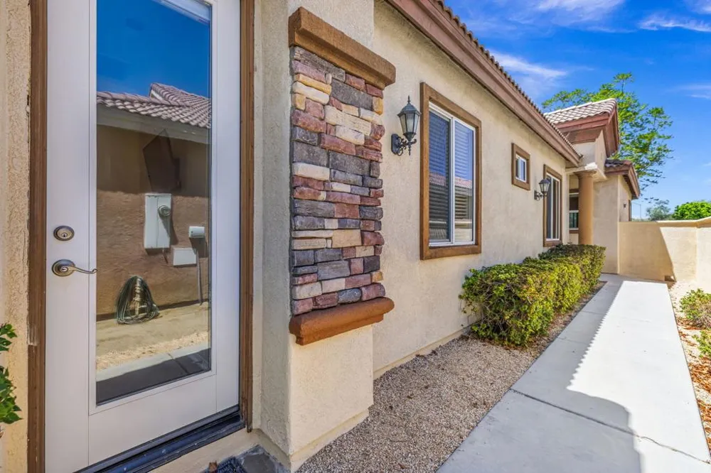 49599 Wayne Street Indio, CA 92201