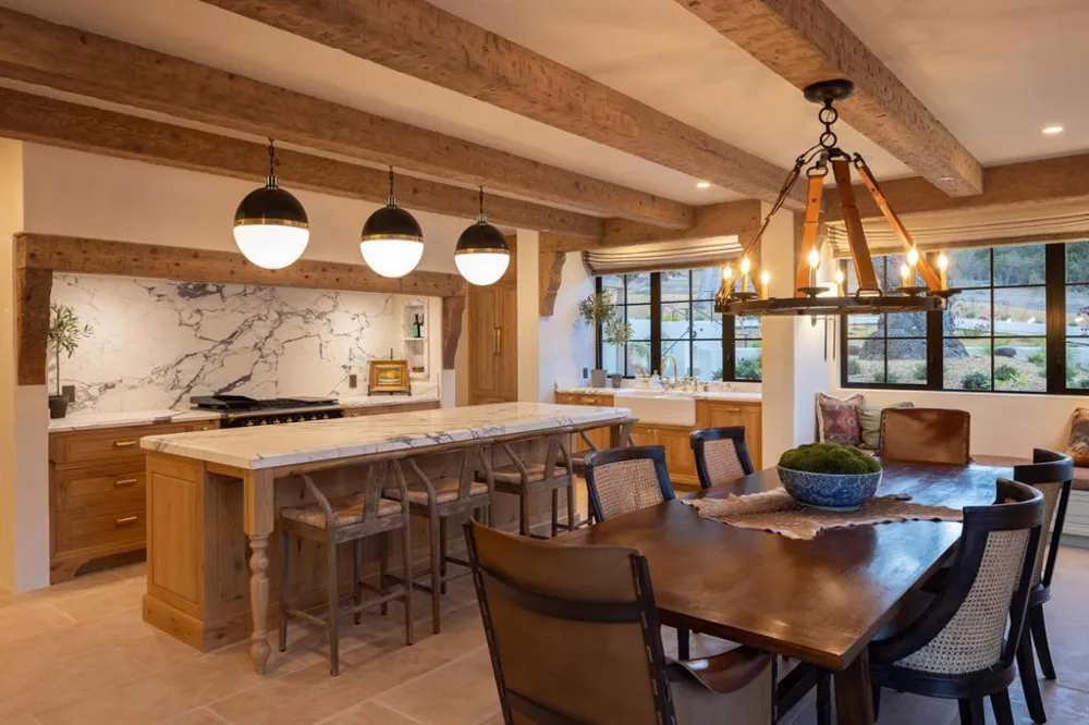 10 Encina Drive Carmel Valley, CA 93924