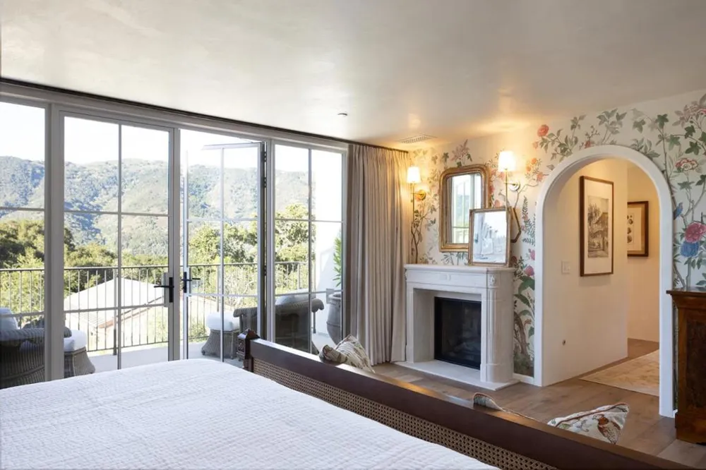 10 Encina Drive Carmel Valley, CA 93924