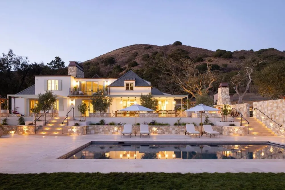 10 Encina Drive Carmel Valley, CA 93924