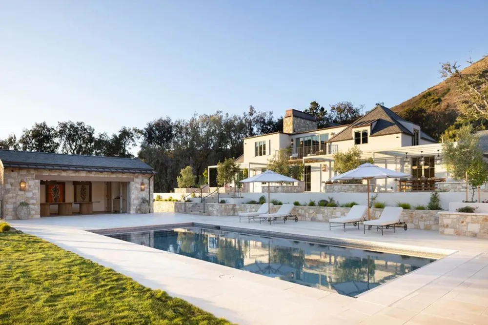 10 Encina Drive Carmel Valley, CA 93924