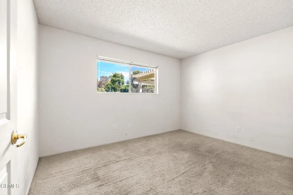 2225 Calle Bellota Camarillo, CA 93010