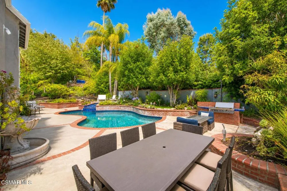 3732 Via Del Prado Calabasas, CA 91302