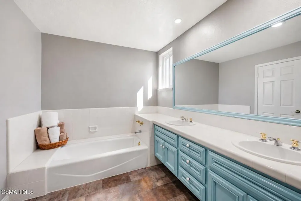 3732 Via Del Prado Calabasas, CA 91302