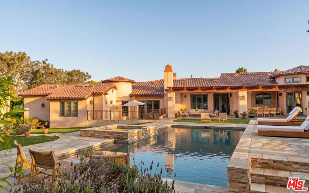 29089 Grayfox Street Malibu, CA 90265