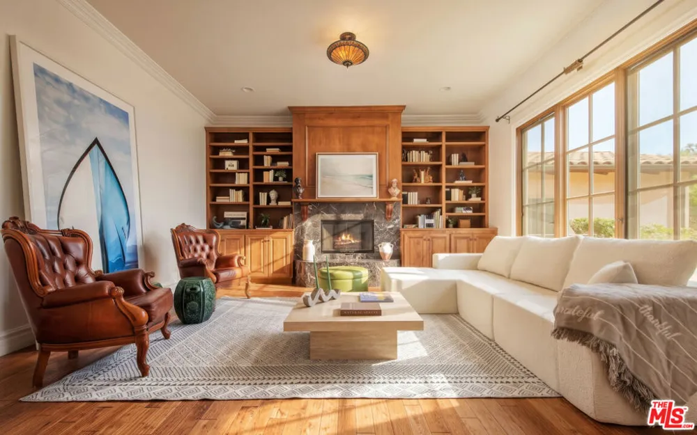 29089 Grayfox Street Malibu, CA 90265