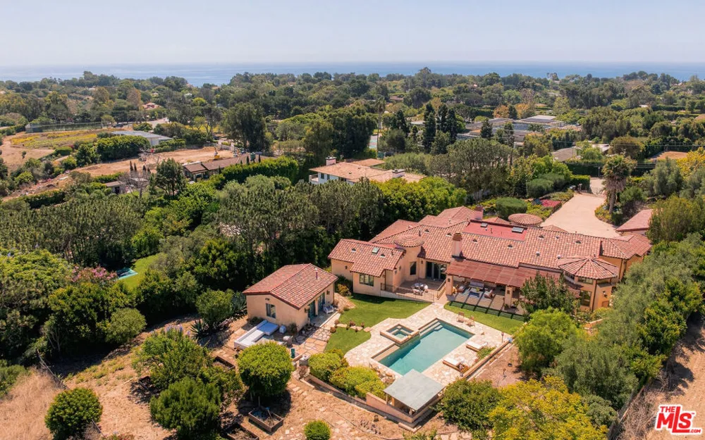 29089 Grayfox Street Malibu, CA 90265