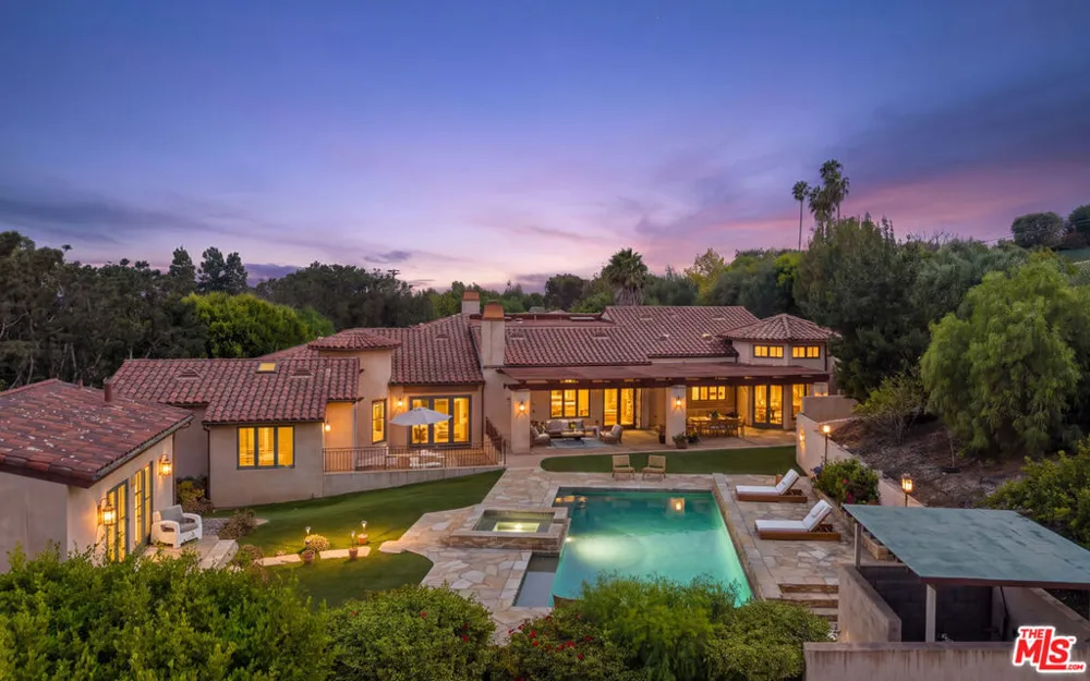 29089 Grayfox Street Malibu, CA 90265