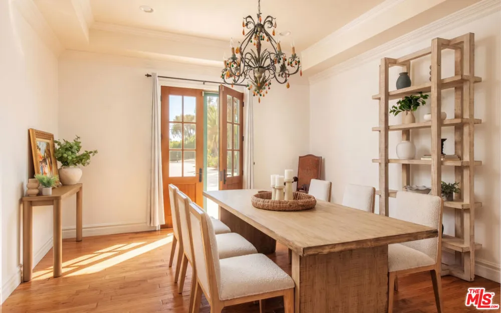 29089 Grayfox Street Malibu, CA 90265