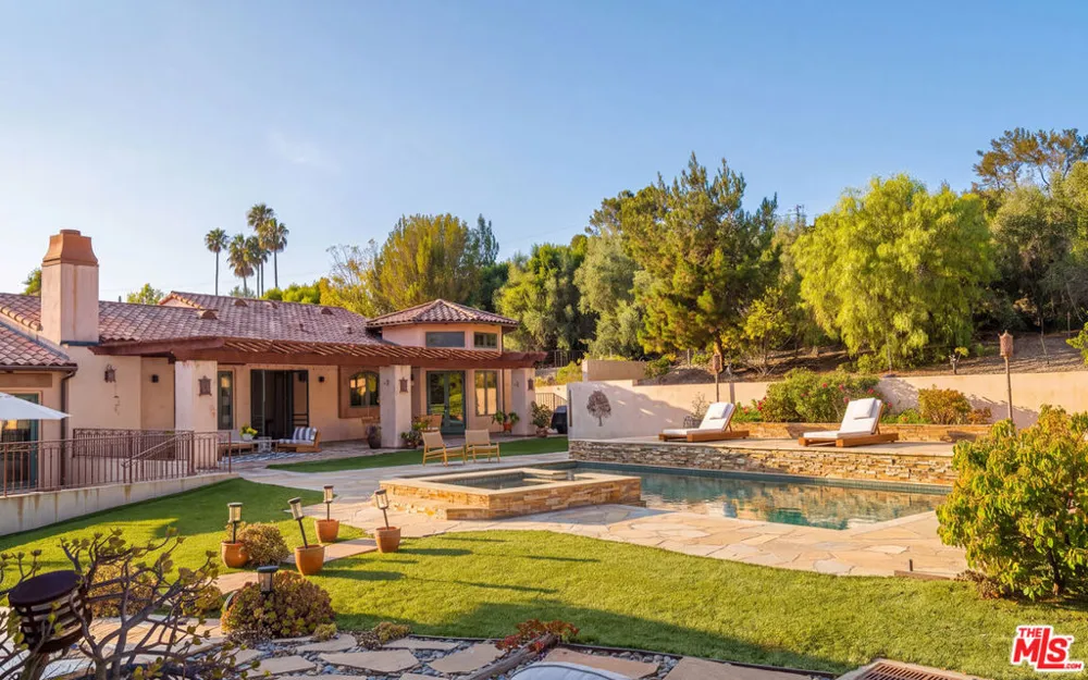29089 Grayfox Street Malibu, CA 90265