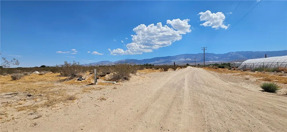 800 Lincoln Rd. Lucerne Valley, CA 92356