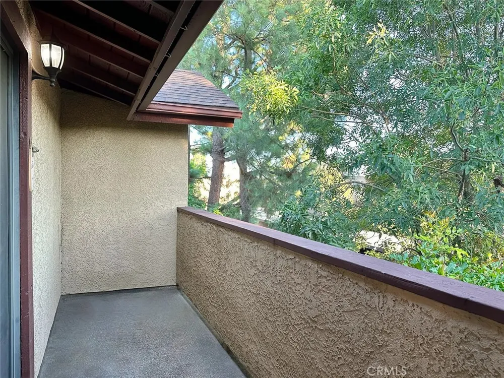 10220 De Soto Avenue #6 Chatsworth, CA 91311