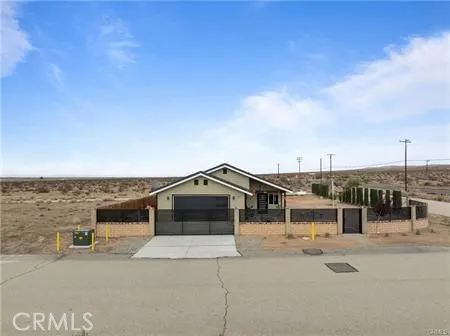 13857 E Avenue G2 Lancaster, CA 93535