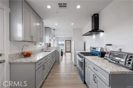 13857 E Avenue G2 Lancaster, CA 93535
