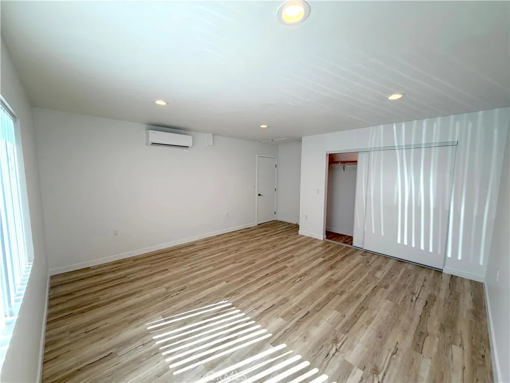 12821 Doty Avenue #C Hawthorne, CA 90250