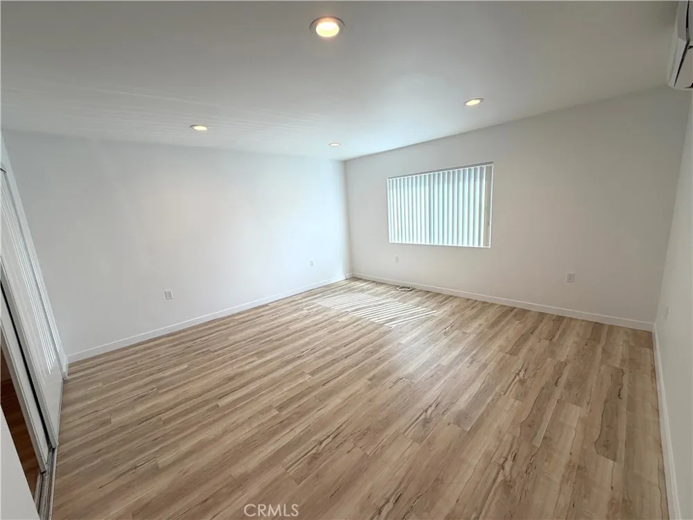 12821 Doty Avenue #C Hawthorne, CA 90250