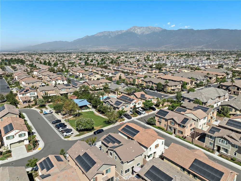 7223 Prelude Way Fontana, CA 92336