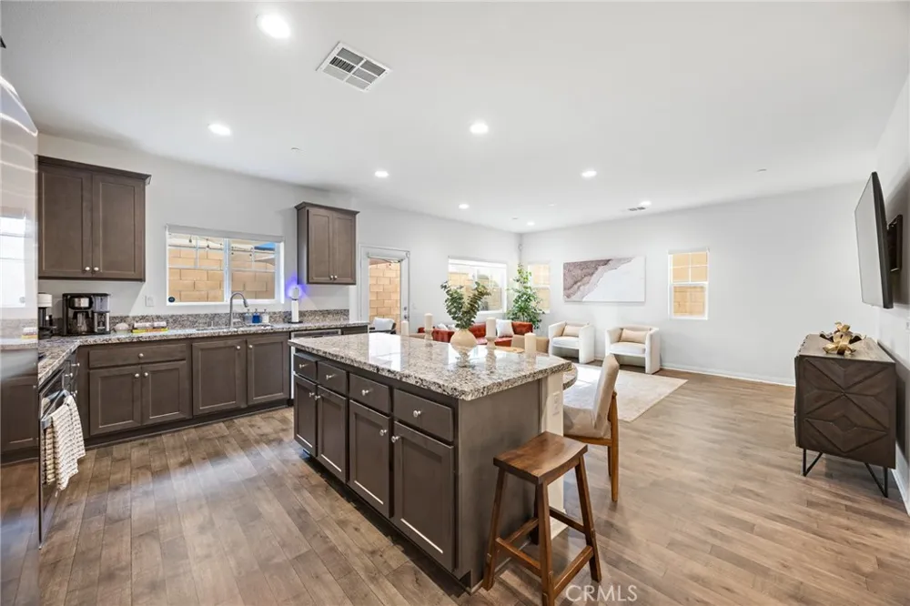 7223 Prelude Way Fontana, CA 92336
