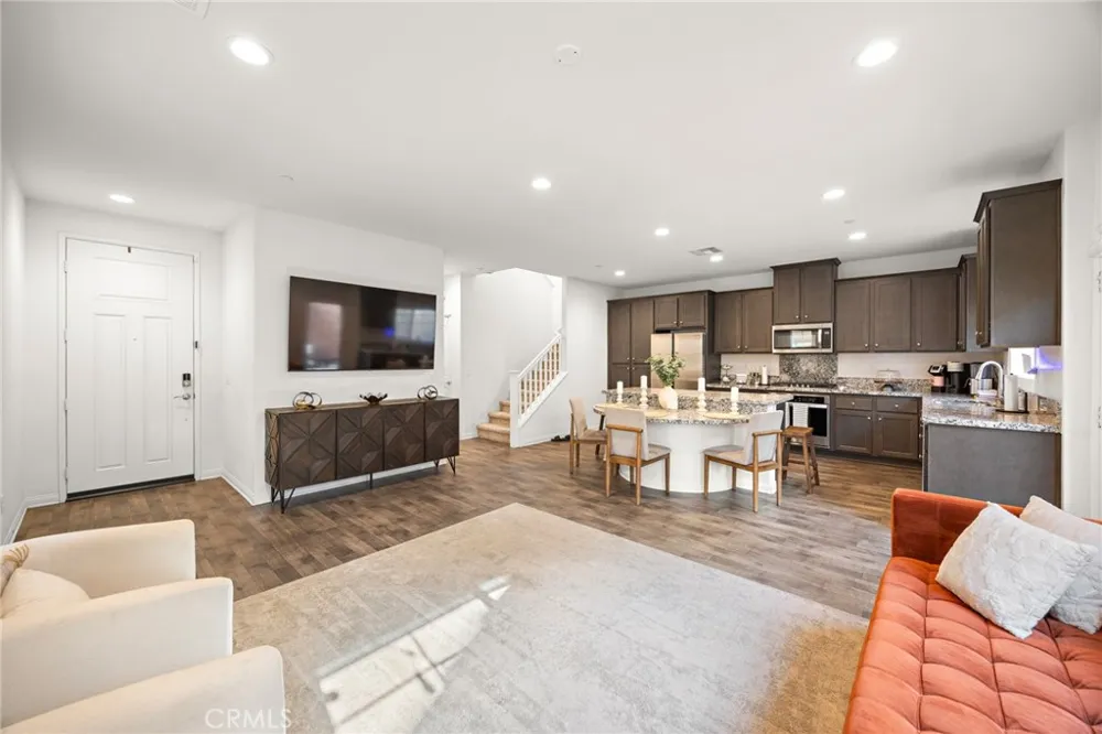 7223 Prelude Way Fontana, CA 92336