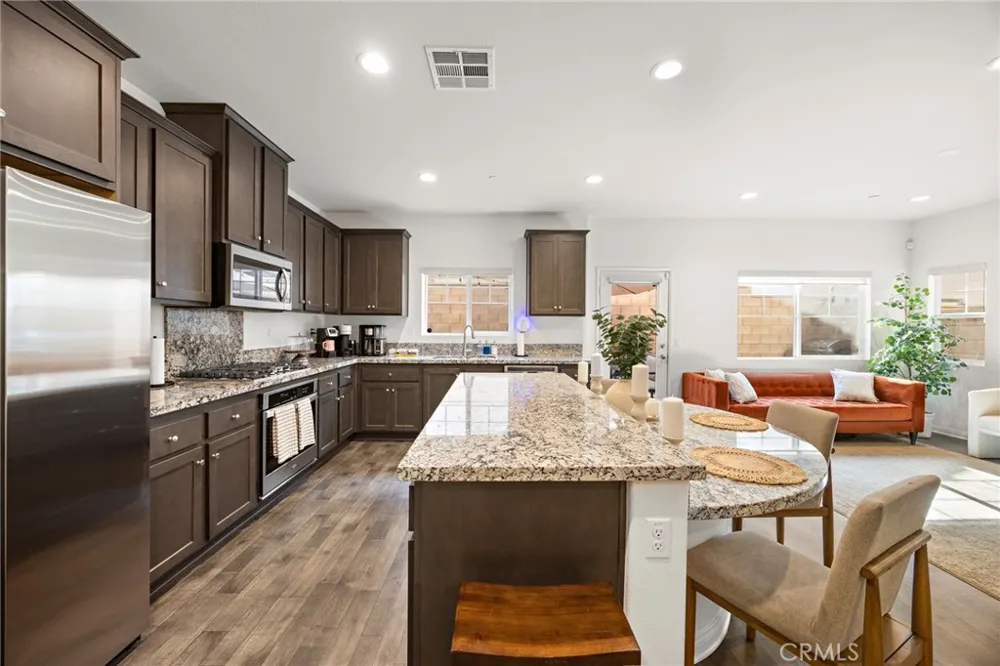7223 Prelude Way Fontana, CA 92336