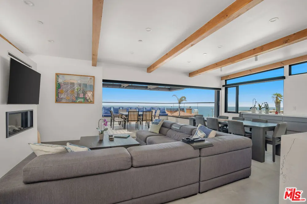 4108 Highland Avenue Manhattan Beach, CA 90266