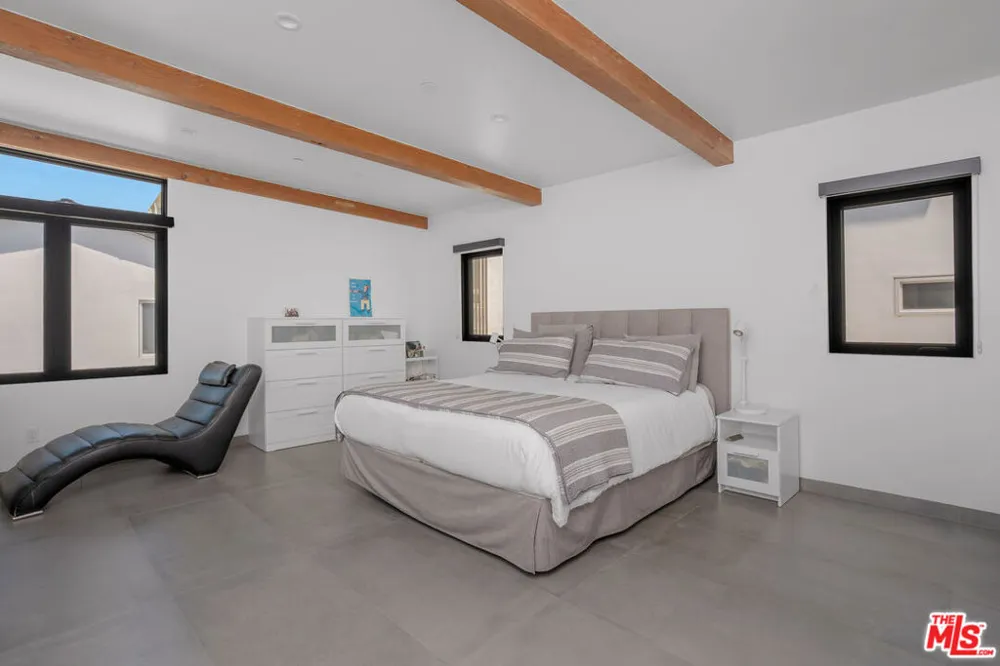 4108 Highland Avenue Manhattan Beach, CA 90266