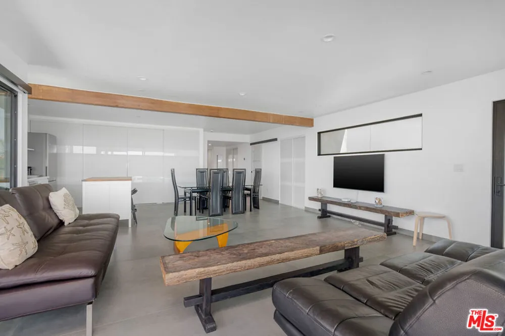 4108 Highland Avenue Manhattan Beach, CA 90266