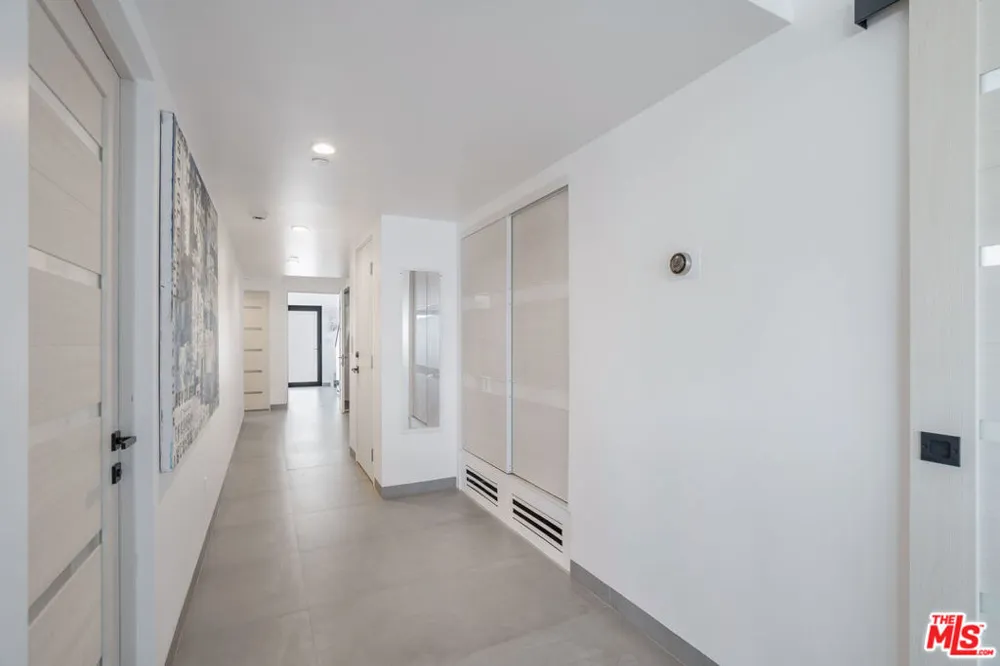 4108 Highland Avenue Manhattan Beach, CA 90266
