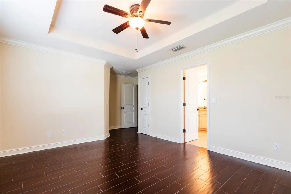 1407 E MURIEL STREET Orlando, FL 32806
