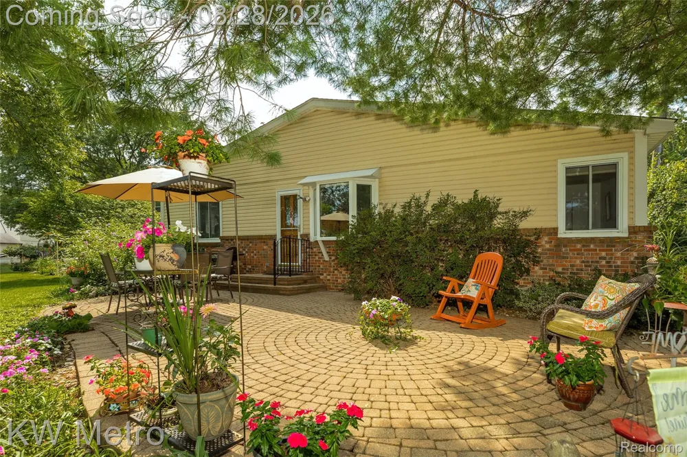 2330 Washington Avenue Royal Oak City, MI 48073