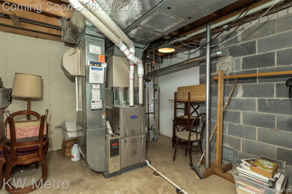 2330 Washington Avenue Royal Oak City, MI 48073