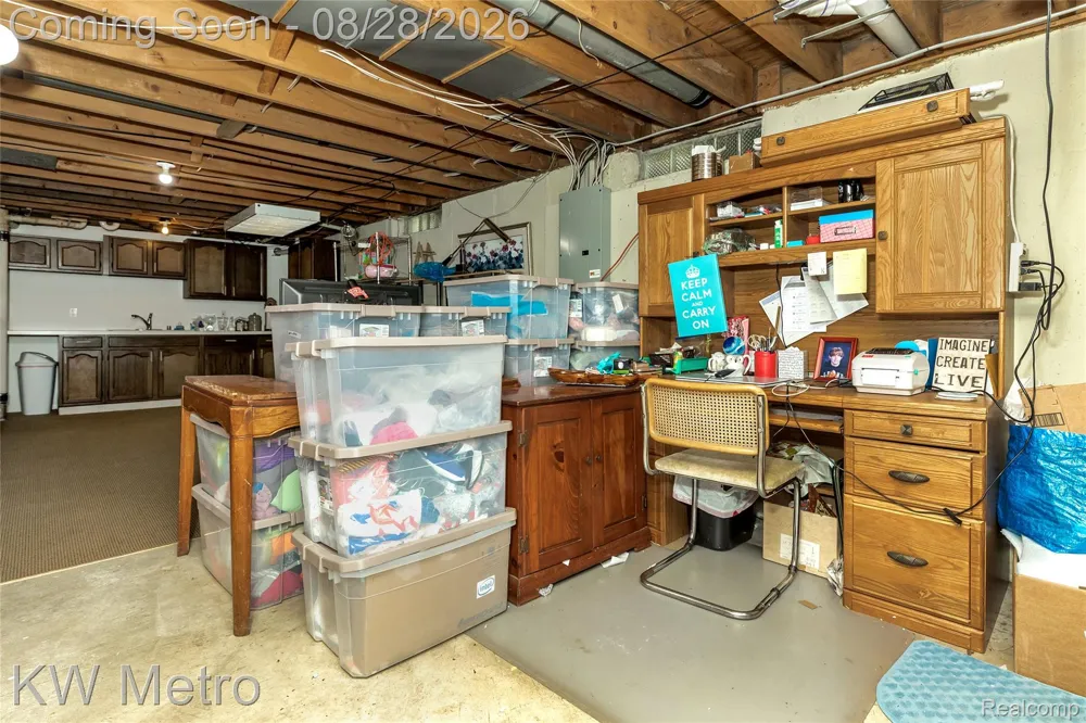 2330 Washington Avenue Royal Oak City, MI 48073