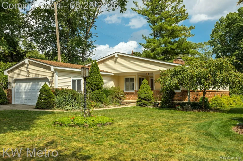 2330 Washington Avenue Royal Oak City, MI 48073