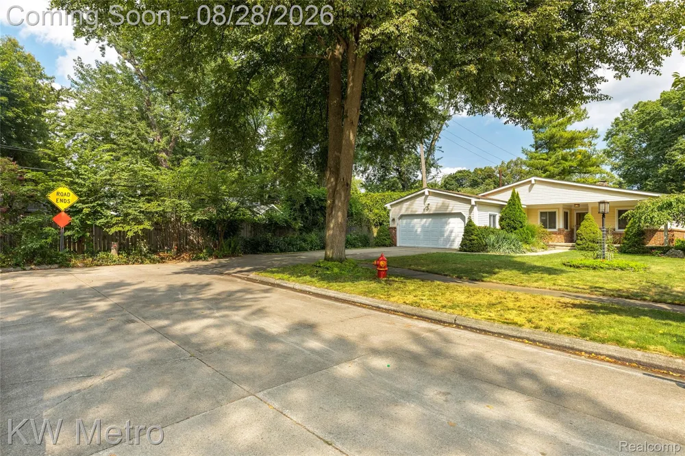 2330 Washington Avenue Royal Oak City, MI 48073