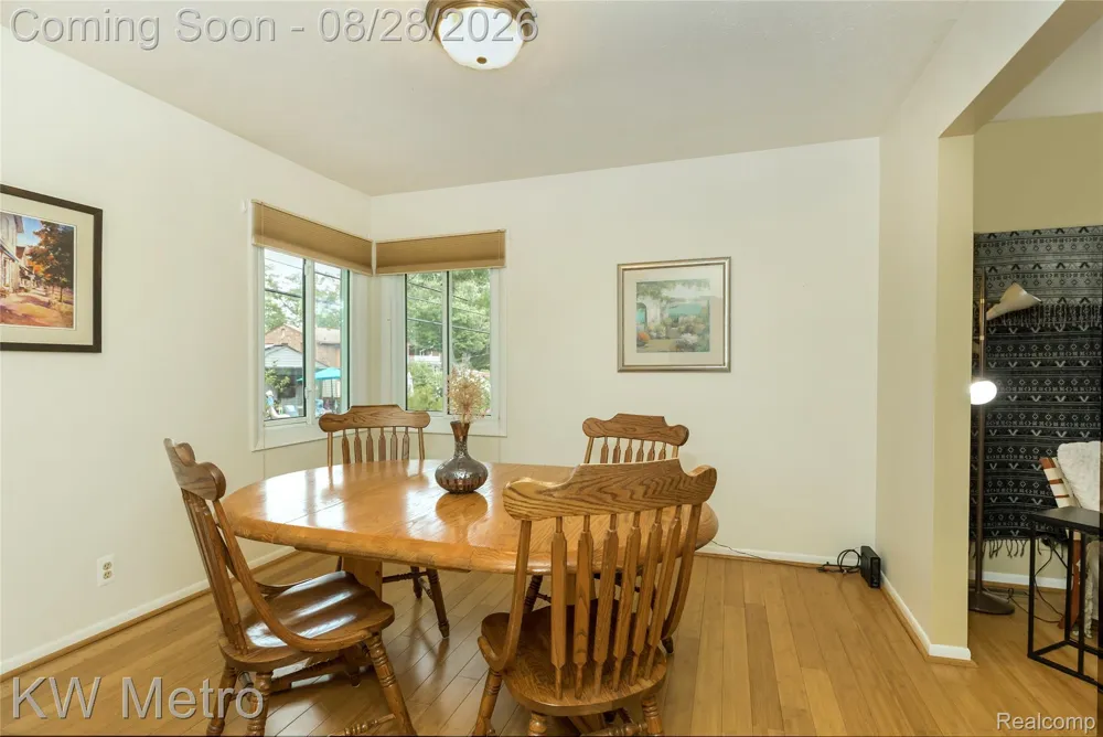 2330 Washington Avenue Royal Oak City, MI 48073