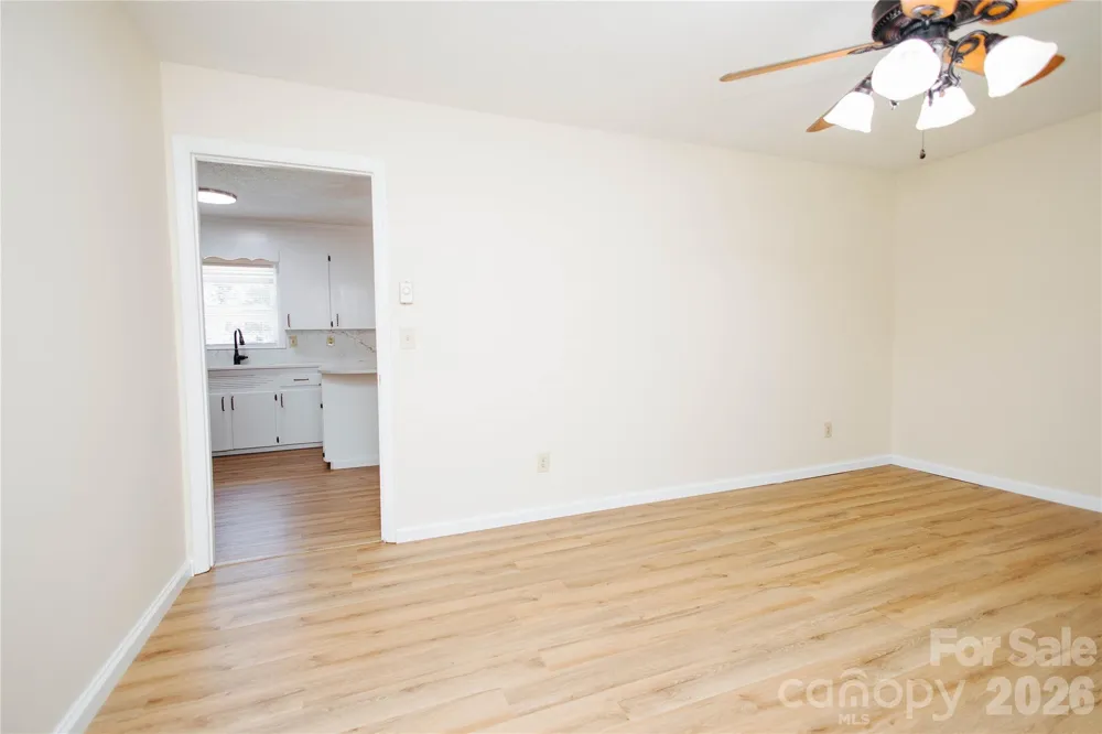 1559 Zion Hill Road Marion, NC 28752