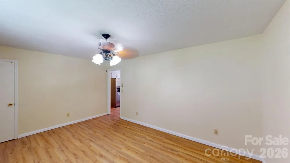 1559 Zion Hill Road Marion, NC 28752