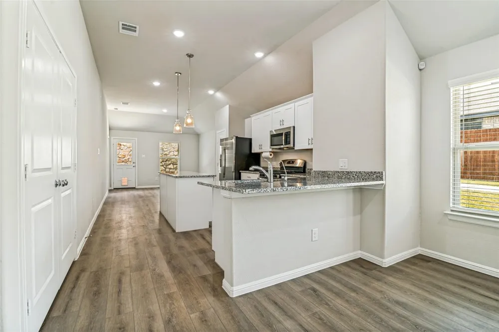 1801 Hazer Lane Mesquite, TX 75149