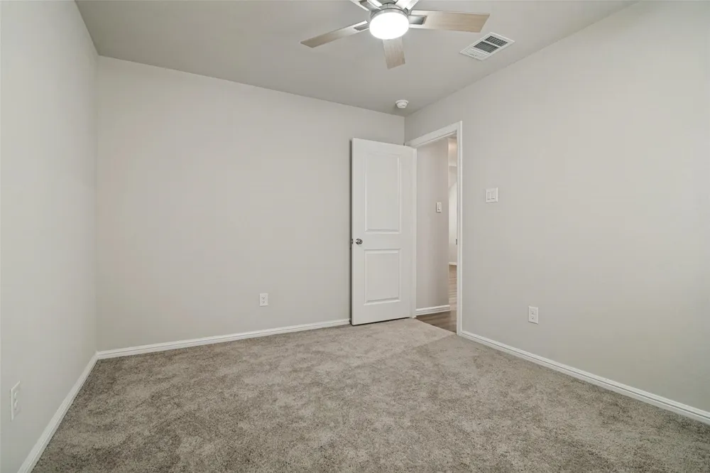 1801 Hazer Lane Mesquite, TX 75149